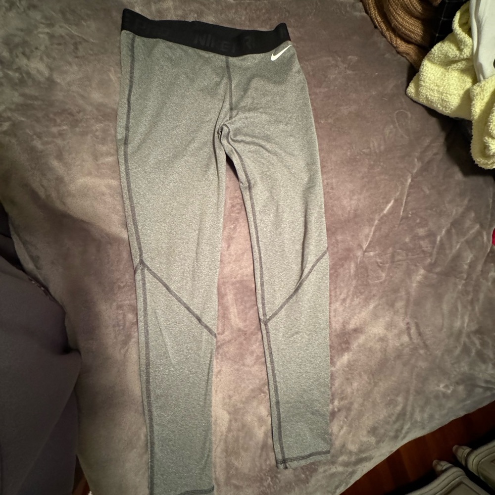 Nike pro women’s dri fit running leggings